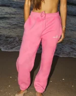 Classic Sweatpants in Raspberry